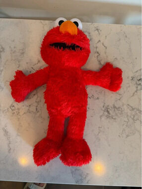 Hasbro Tickle Me Elmo Plush Red 2016 Sesame Street Working Toy